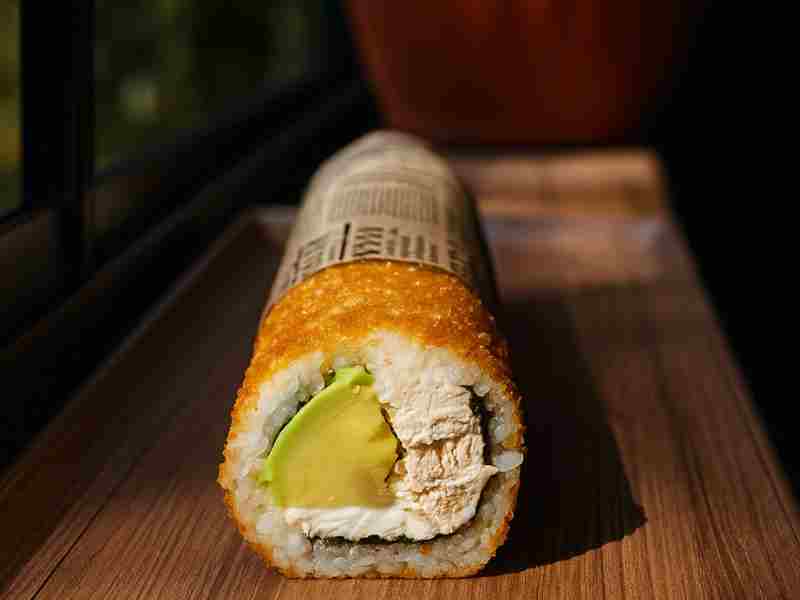 Handroll Pollo, queso y  Palta - Handrolls - Roll21 Sushi Los Ángeles Chile
